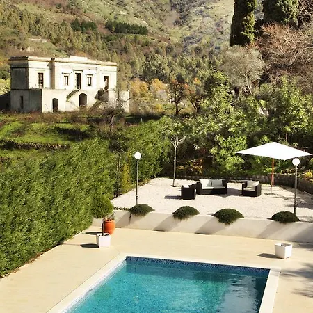 Relais La Placa Villa *